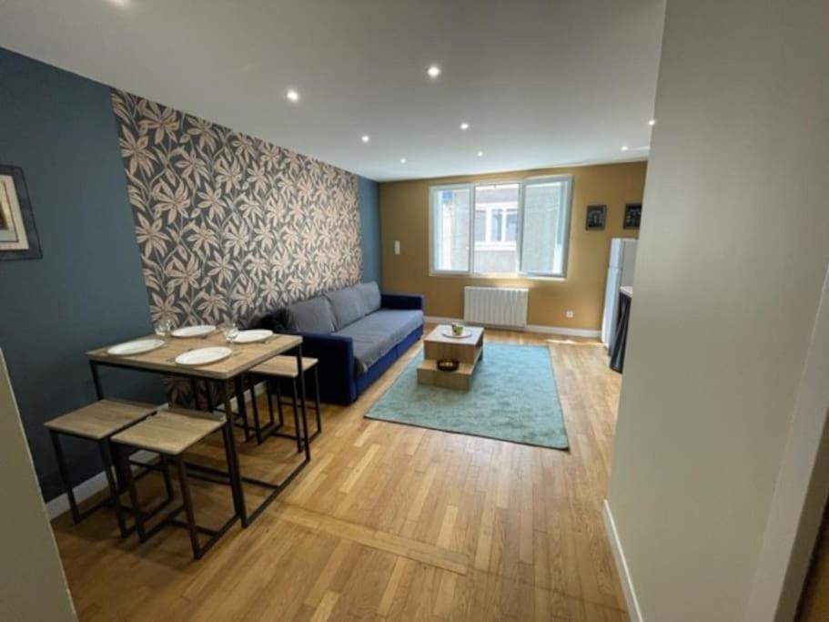Chic'N Chill Apartamento Issoudun Exterior foto